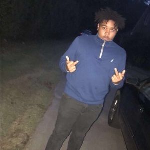 Meet your Posher, Devin